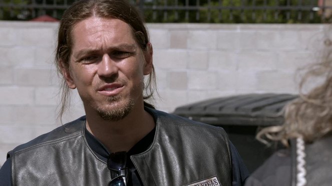 Sons of Anarchy - One One Six - Van film