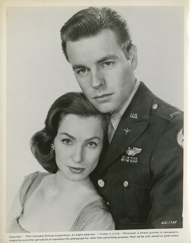 The War Lover - Lobby Cards - Shirley Anne Field, Robert Wagner