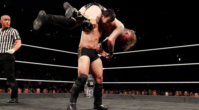 NXT TakeOver: Brooklyn III - Photos - 小林健太