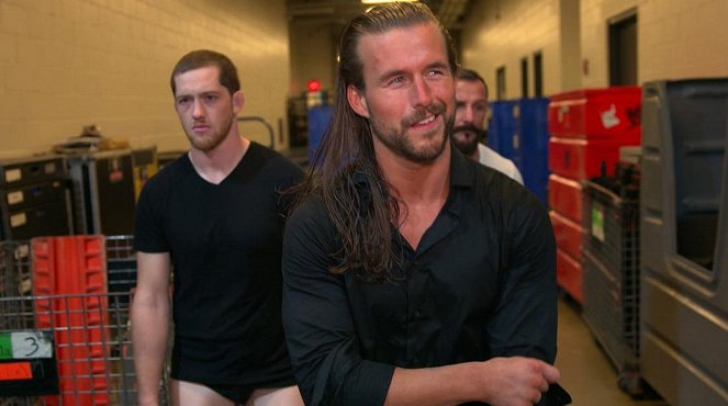 NXT TakeOver: Brooklyn III - Van de set - Kyle Greenwood, Austin Jenkins