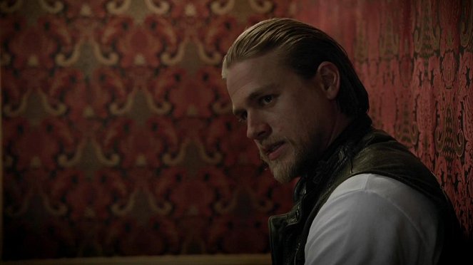 Sons of Anarchy - The Mad King - Van film - Charlie Hunnam