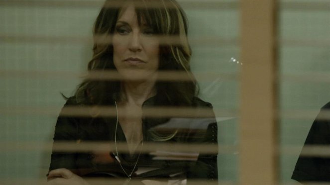 Sons of Anarchy - Sweet and Vaded - Photos - Katey Sagal