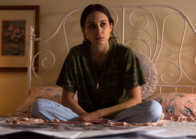 Feed - Do filme - Troian Bellisario