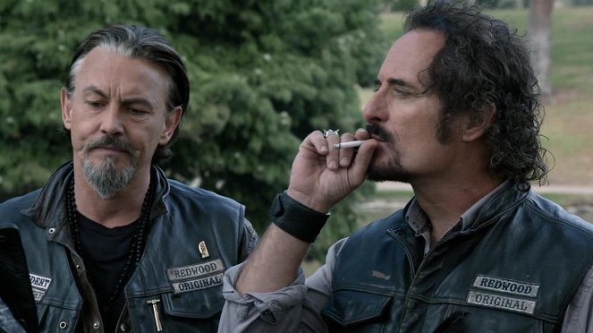 Sons of Anarchy - You Are My Sunshine - Photos - Tommy Flanagan, Kim Coates