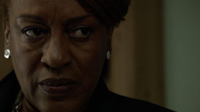 Sons of Anarchy - A Mother's Work - Photos - CCH Pounder