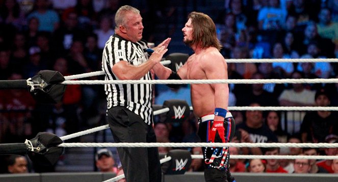 WWE SummerSlam - Z filmu - Shane McMahon, Allen Jones