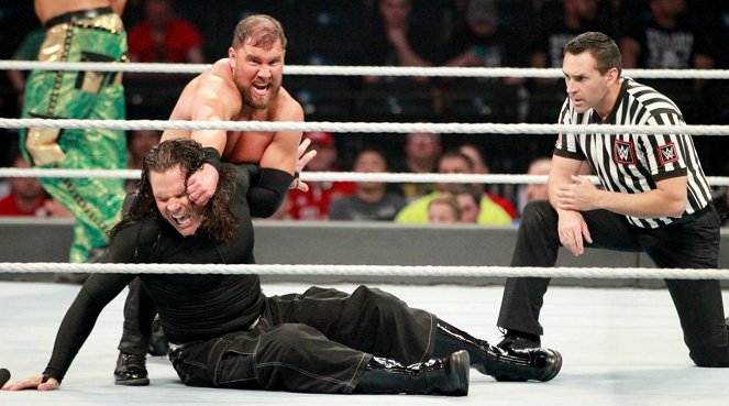 WWE SummerSlam - Photos - Jeff Hardy, Joe Hennig