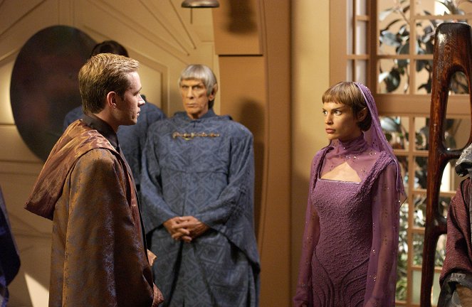 Star Trek: Enterprise - Season 4 - Home - Photos - Connor Trinneer, Jolene Blalock