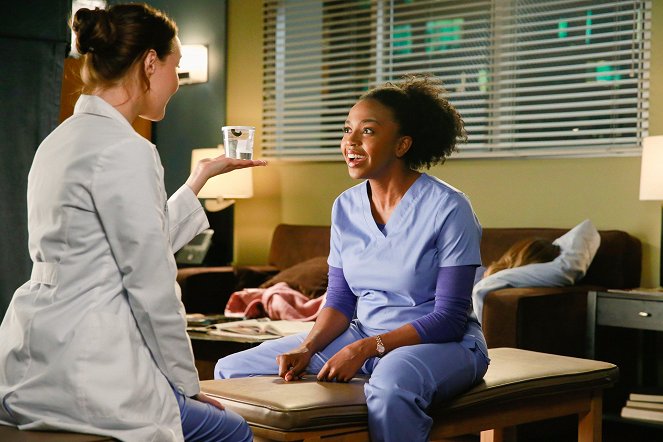 Grey's Anatomy - With or Without You - Van film - Jerrika Hinton