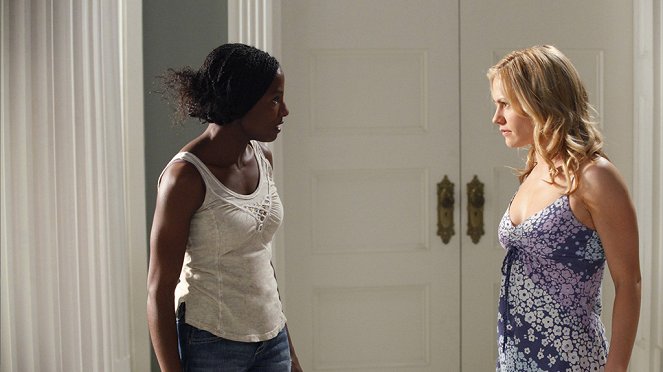 True Blood - I Got a Right to Sing the Blues - Photos - Rutina Wesley, Anna Paquin