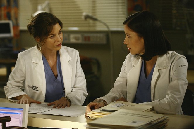 Grey's Anatomy - Season 4 - Let the Truth Sting - Photos - Ellen Pompeo, Chyler Leigh