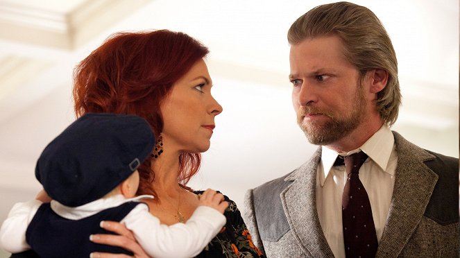True Blood - Me and the Devil - Photos - Carrie Preston, Todd Lowe