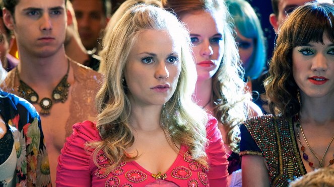 True Blood - Save Yourself - Photos - Anna Paquin