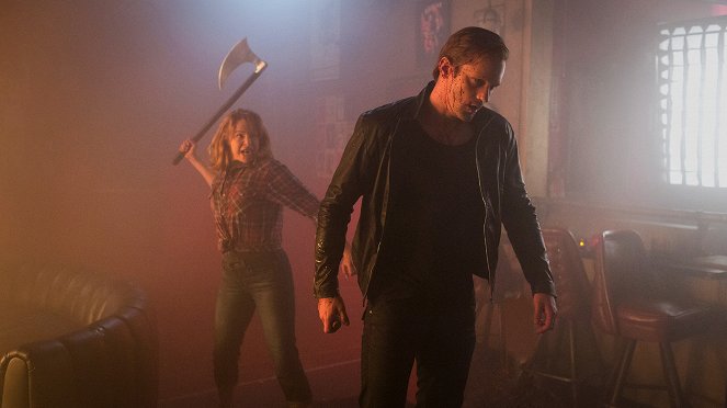 True Blood - Season 7 - Death Is Not the End - Photos - Alexander Skarsgård