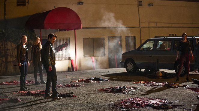 True Blood - Death Is Not the End - Van film