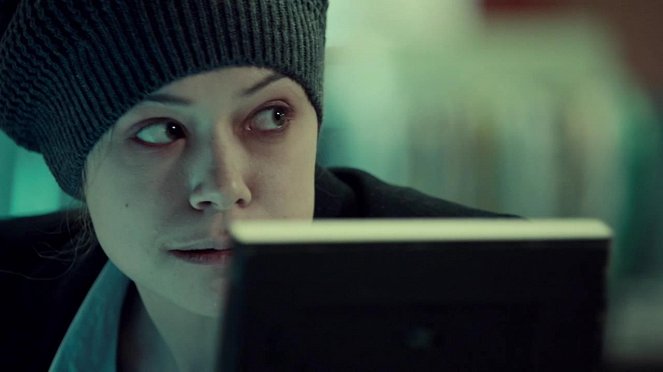 Orphan Black - Effects of External Conditions - Van film - Tatiana Maslany