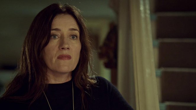 Orphan Black - Effects of External Conditions - Van film - Maria Doyle Kennedy