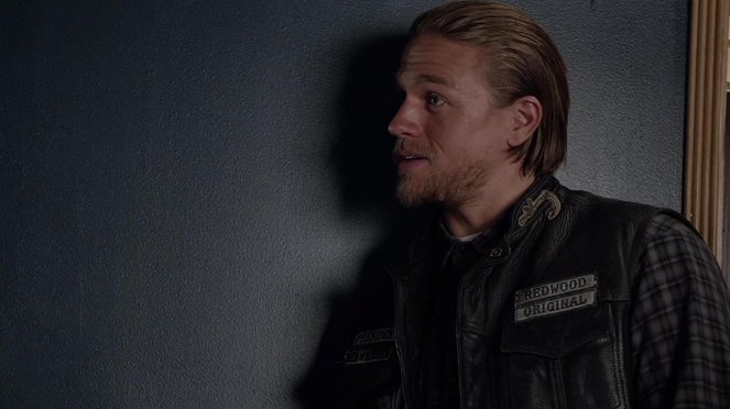 Sons of Anarchy - Playing with Monsters - Van film - Charlie Hunnam