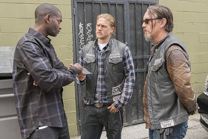 Sons of Anarchy - Greensleeves - Filmfotos - Mo McRae, Charlie Hunnam, Tommy Flanagan