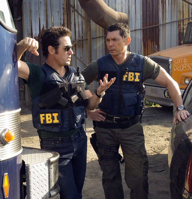 Numb3rs - Angels and Devils - Photos - Rob Morrow, Lou Diamond Phillips