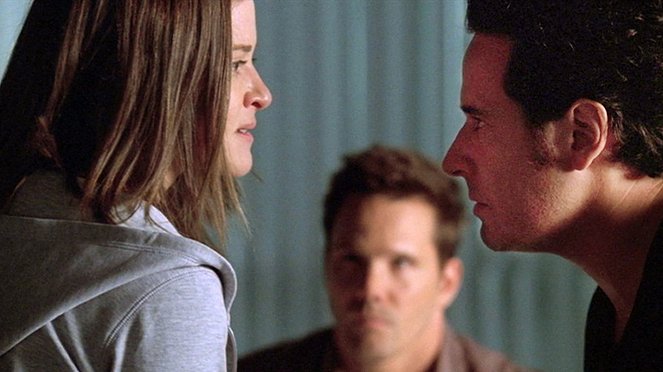 Numb3rs - Angels and Devils - Photos - Sarah Drew, Rob Morrow