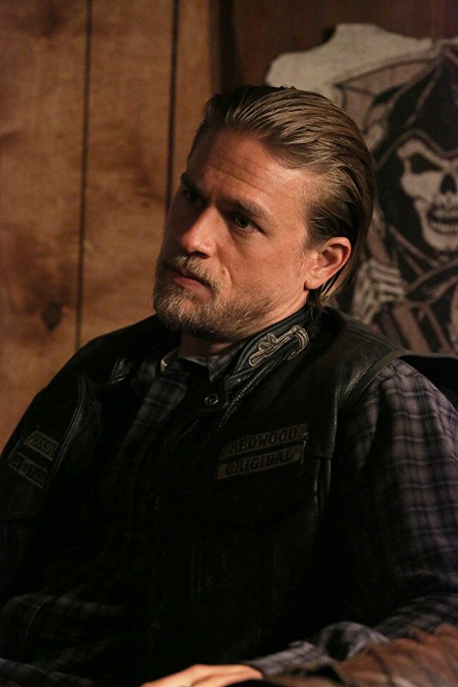 Sons of Anarchy - What a Piece of Work Is Man - Photos - Charlie Hunnam