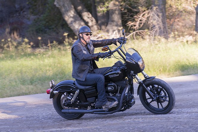 Sons of Anarchy - Faith and Despondency - Van film - Tommy Flanagan