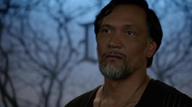 Sons of Anarchy - Suits of Woe - Van film - Jimmy Smits