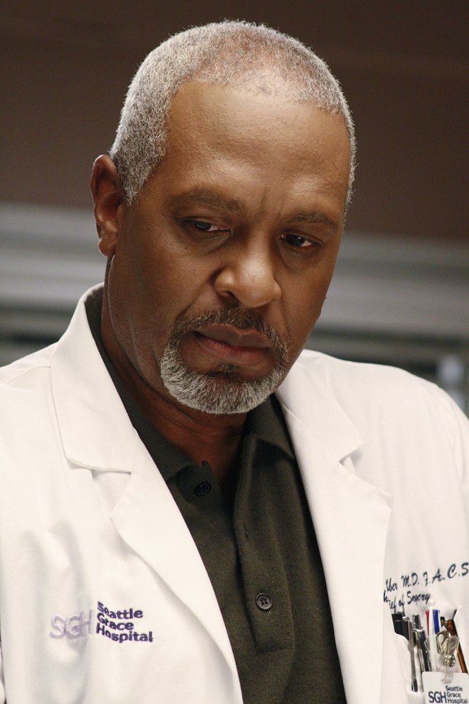 Grey's Anatomy - The Heart of the Matter - Photos - James Pickens Jr.