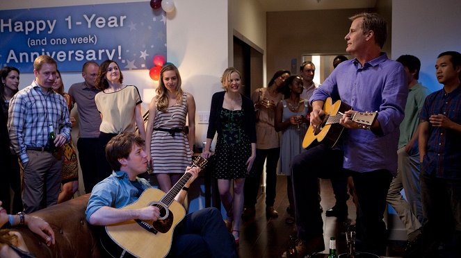 The Newsroom - 5/1 - Photos - John Gallagher Jr., Jeff Daniels