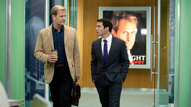 The Newsroom - The Blackout, Part 1: Tragedy Porn - Photos - Jeff Daniels, Chris Messina