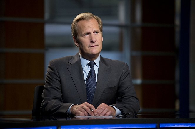 The Newsroom - First Thing We Do, Let's Kill All the Lawyers - Photos - Jeff Daniels