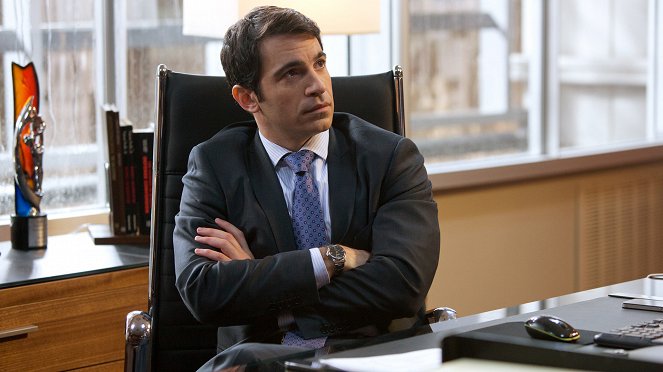 The Newsroom - Willie Pete - De la película - Chris Messina