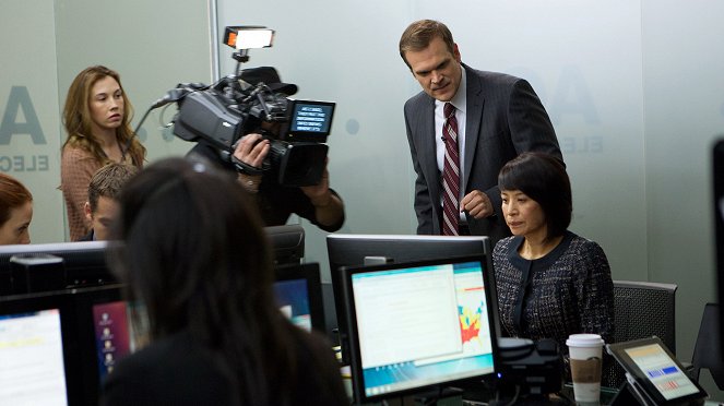 The Newsroom - Noche electoral, 1ª parte - De la película - David Harbour