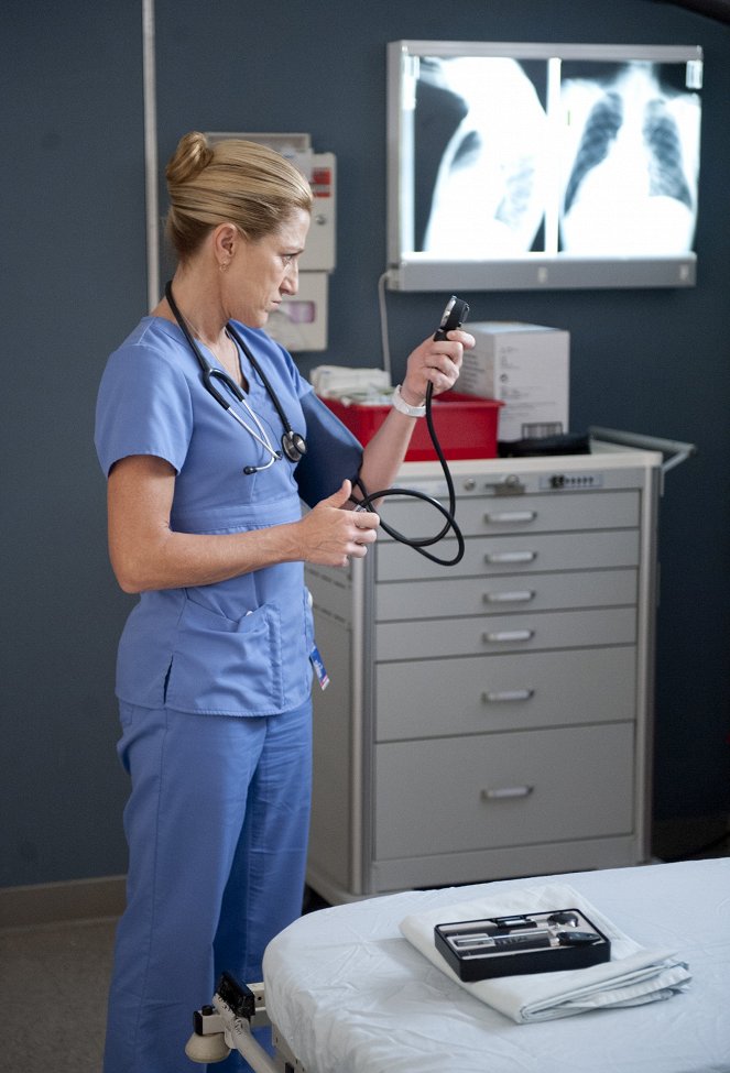 Nurse Jackie - Season 5 - Good Thing - Photos - Edie Falco