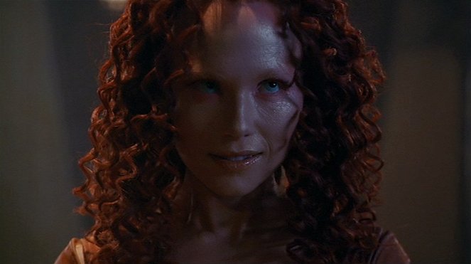 Farscape - Natural Election - Filmfotos - Raelee Hill