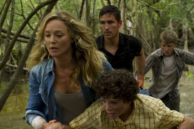 Transit - Photos - Elisabeth Röhm, James Caviezel, Jake Cherry, Sterling Knight