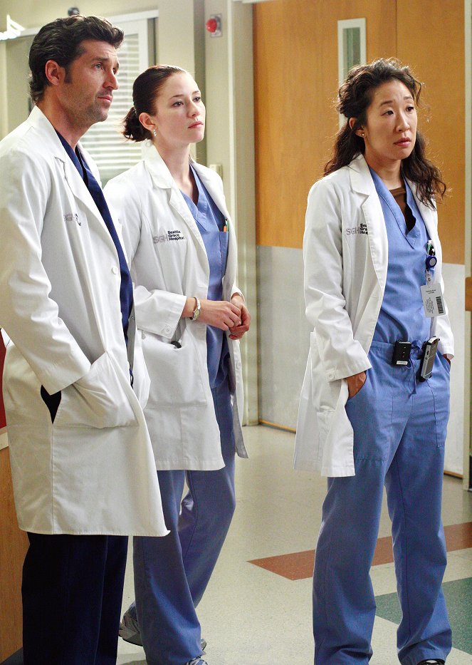 Grey's Anatomy - Physical Attraction... Chemical Reaction - Photos - Patrick Dempsey, Chyler Leigh, Sandra Oh