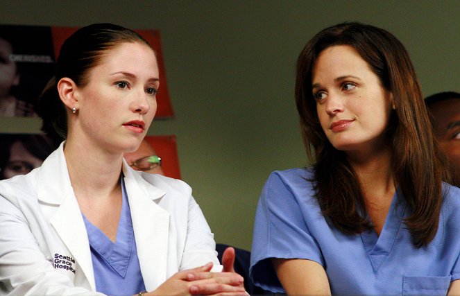 Grey's Anatomy - Chacun sa croix… - Film - Chyler Leigh, Elizabeth Reaser