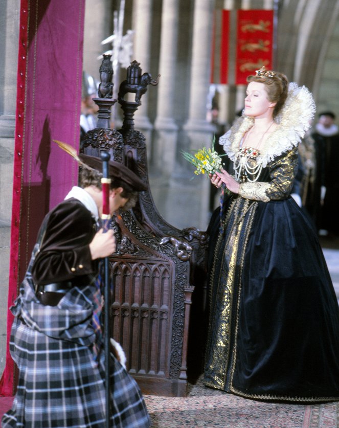 Maria Stuart - De la película - Magda Vášáryová