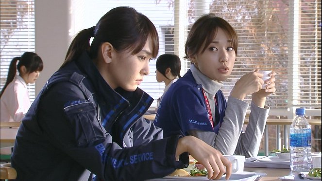 Code Blue 3 - Van film - Yui Aragaki, Erika Toda