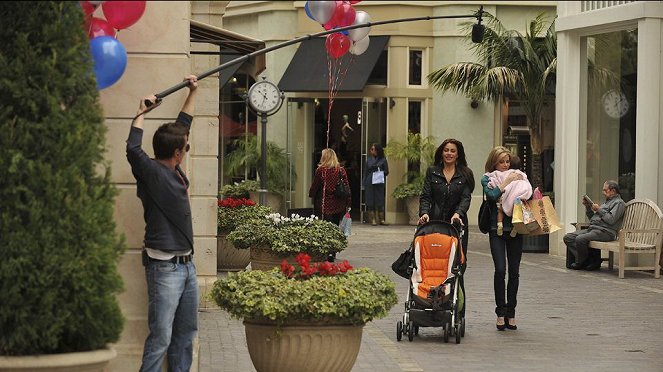 Modern Family - Auf der Ersatzbank - Dreharbeiten - Sofía Vergara, Julie Bowen