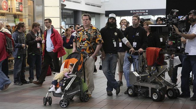 Współczesna rodzina - Port lotniczy 2010 - Z realizacji - Eric Stonestreet
