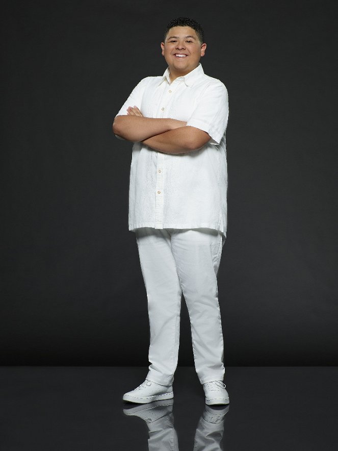 Modern Family - Season 8 - Promoción - Rico Rodriguez