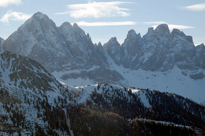 Universum: Dolomiten - Sagenhaftes Juwel der Alpen - Z filmu