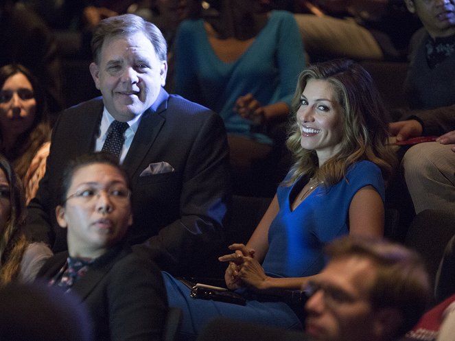 House of Lies - Season 4 - We Can Always Just Overwhelm the Vagus Nerve with Another Sensation - Photos - Brian Howe, Dawn Olivieri