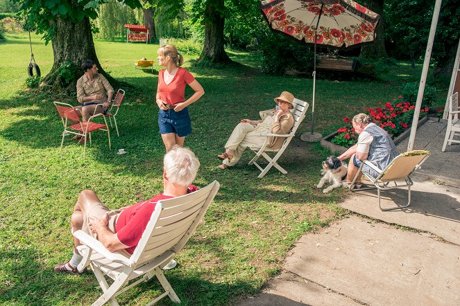 Sommerhäuser - Filmfotos - Thomas Loibl, Laura Tonke, Christine Schorn