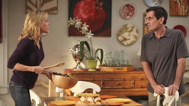 Modern Family - Mother Tucker - Van film - Julie Bowen, Ty Burrell