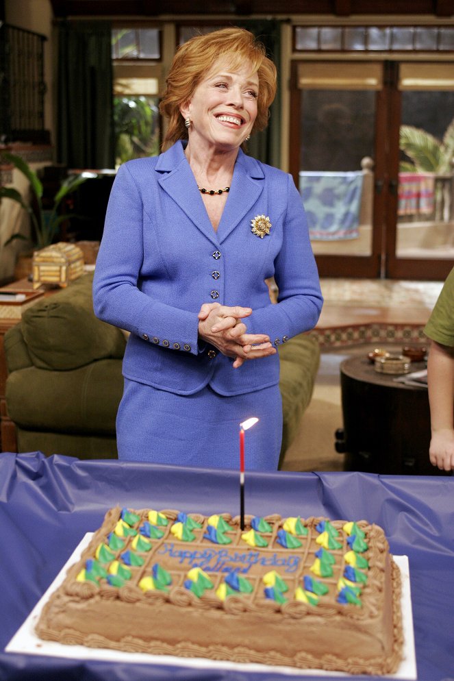 Two and a Half Men - Season 3 - My Tongue Is Meat - Photos - Holland Taylor