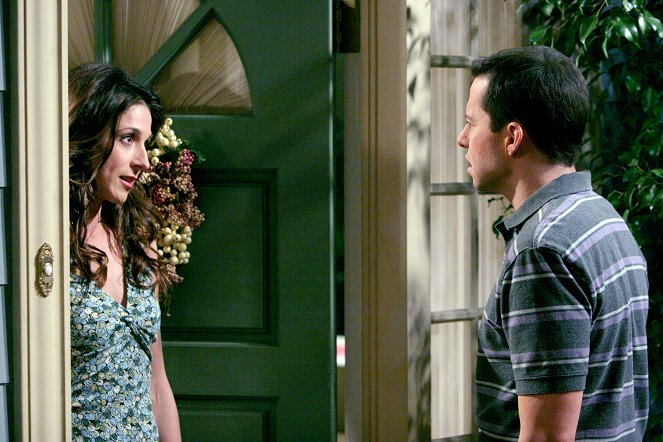Two and a Half Men - Always a Bridesmaid, Never a Burro - Van film - Marin Hinkle, Jon Cryer